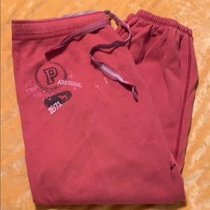 Red VS Arkansas sweats